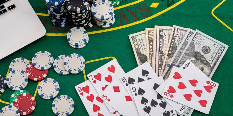 Chiến Thuật Đánh Poker Hiệu Quả Từ A - Z Cho Cược Thủ 1 Game bài Poker - Tựa game cá cược đình đám